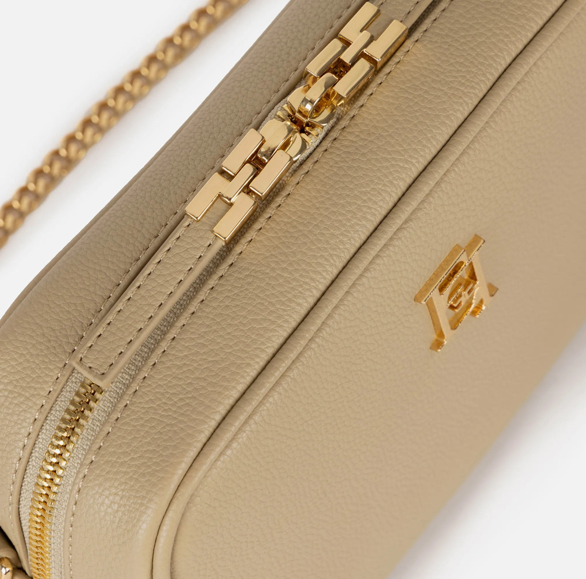 Elisabetta Franchi Camera Bag Con Logo In Metallo^ Borse A Tracolla