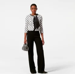 Elisabetta Franchi Giacca In Crepe Stampa Logo Con Catena Foulard^ Giacche & Trench